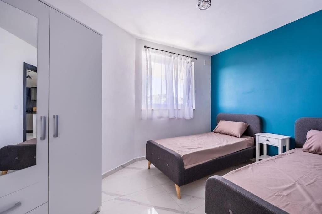 Sunset Bliss Luxury Apartment St. Paul's Bay Exterior photo
